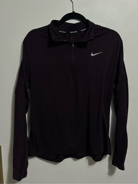Nike Dri-FIT 1/4 Zip Long Sleeve Top - Plum